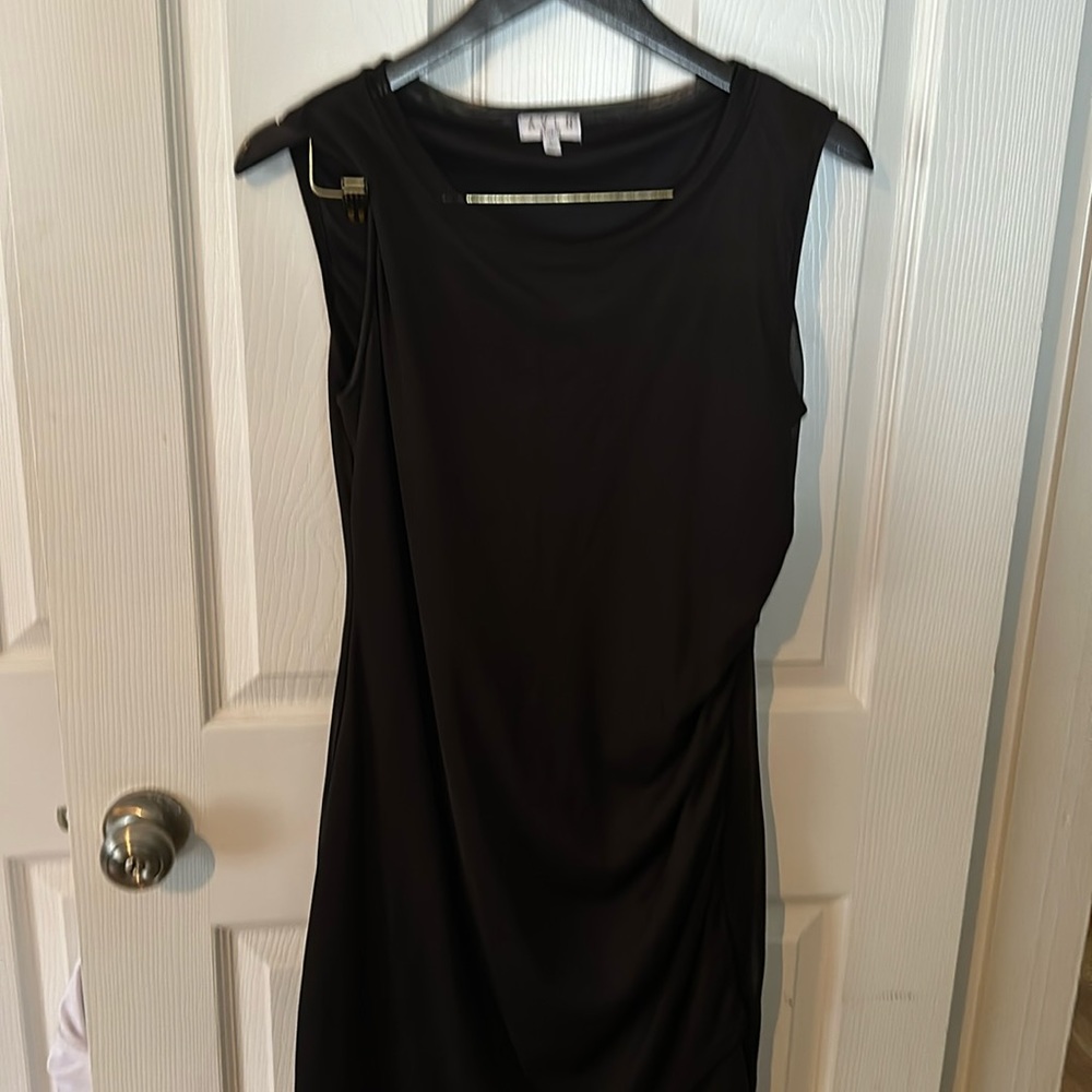 BNWOT flattering dress black dress with side ruching from smoke free home